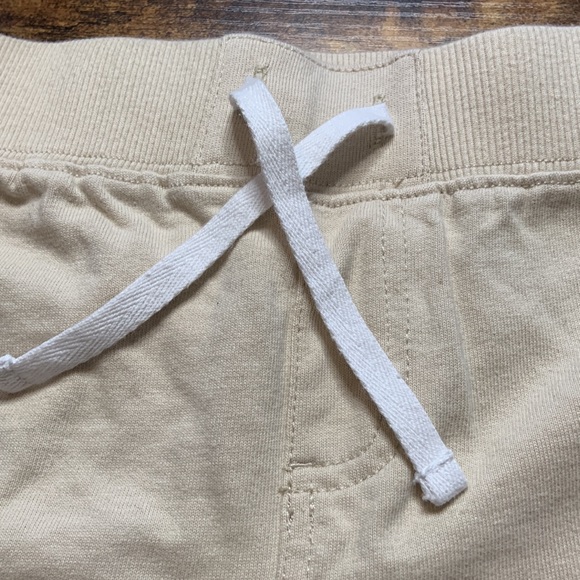 3T BUNDLE OF SHORTS!! - Picture 6 of 10